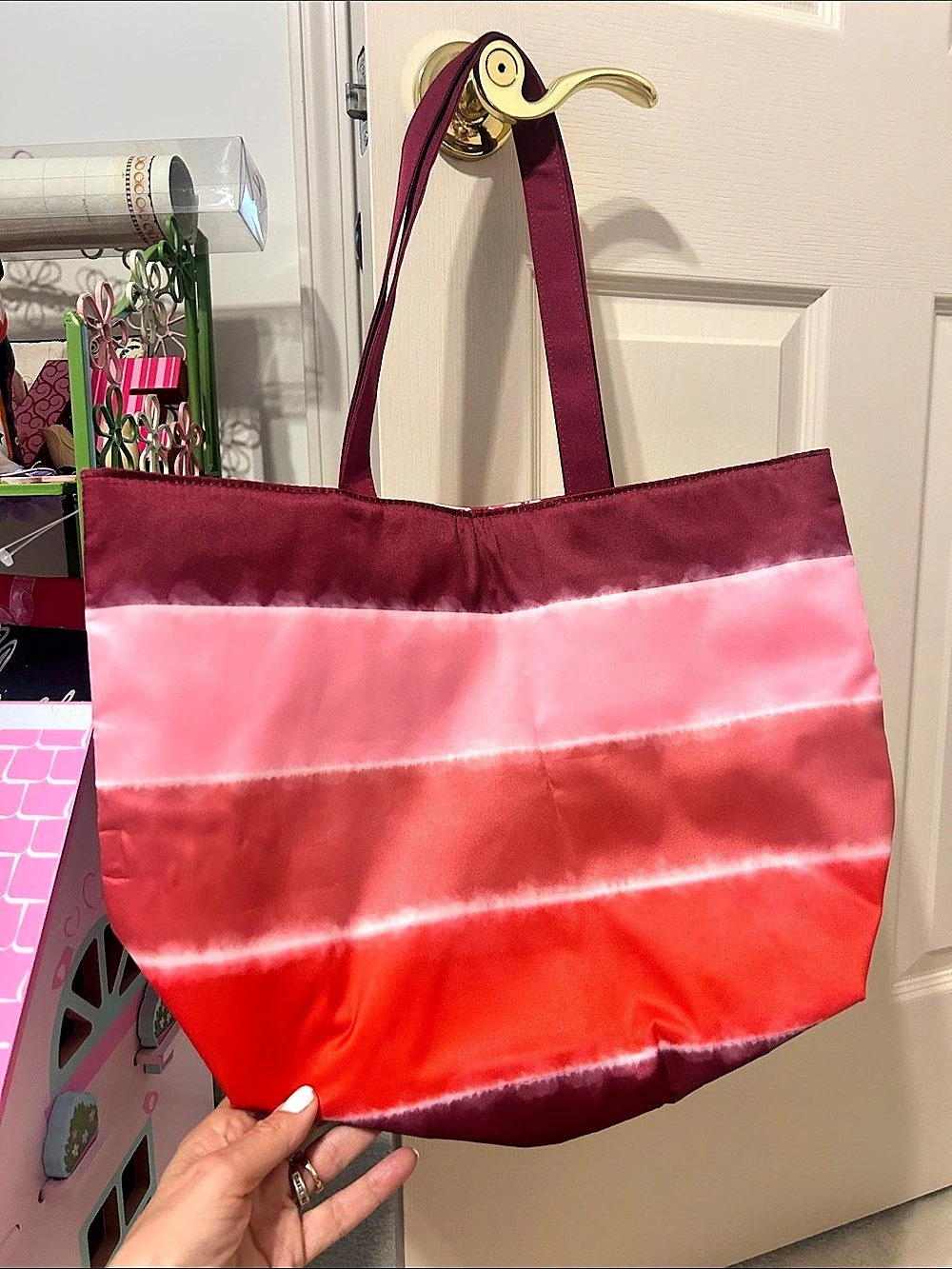 Clinique x Jonathan Adler Tote Bag Pink & Red